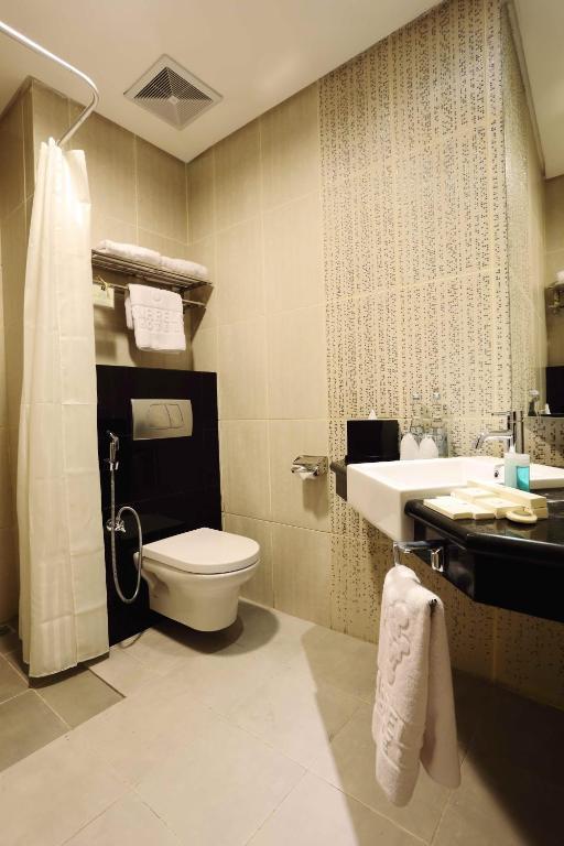 Amarelo 3* Surakarta (Solo)