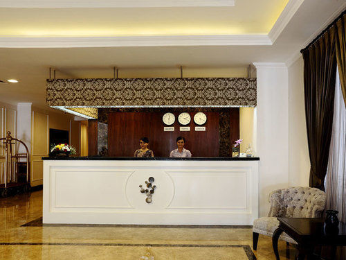 Amarelo Surakarta (Solo)
